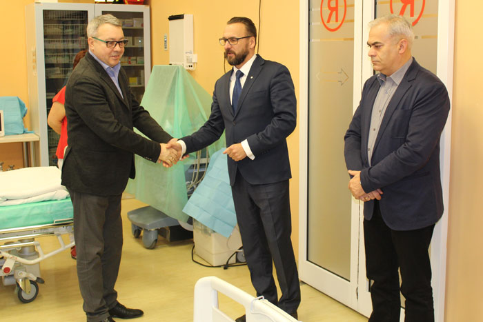 Ilustracja do informacji: Powiat ufundował sprzęt dla szpitala