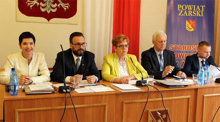 Ilustracja do informacji: XXVIII Sesja Rady Powiatu Żarskiego