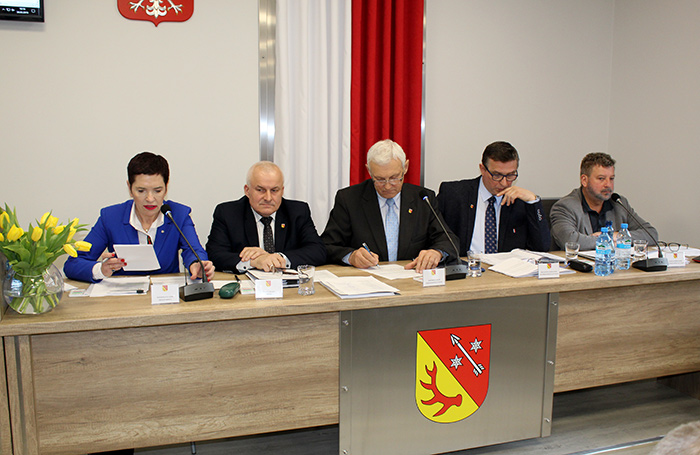Ilustracja do informacji: V Sesja Rady Powiatu Żarskiego