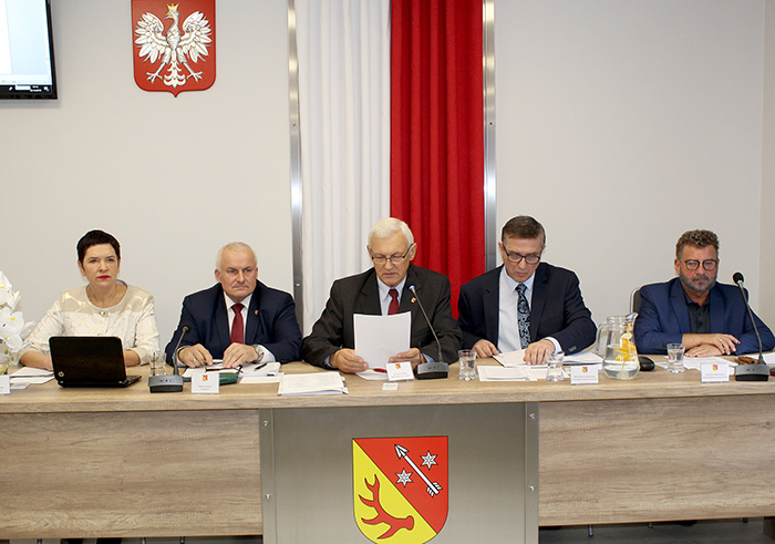 Ilustracja do informacji: XI sesja Rady Powiatu Żarskiego