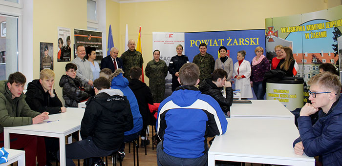 Ilustracja do informacji: Rozpoczęcie kwalifikacji wojskowej w Powiecie Żarskim