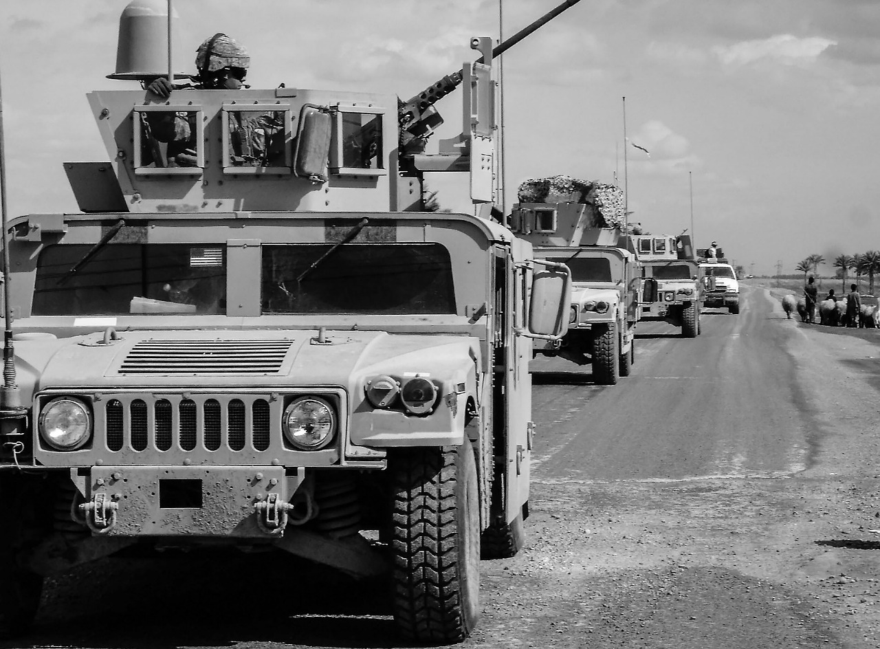 Ilustracja do informacji: Wzmożony ruch kolumn pojazdów wojskowych